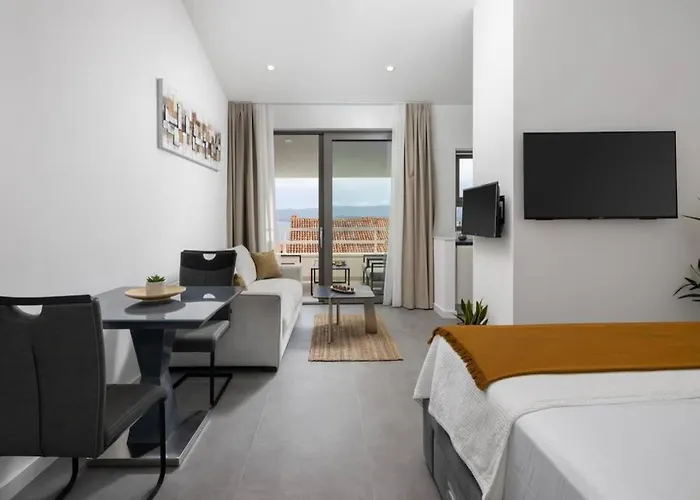 Apartament In **** Yellow *